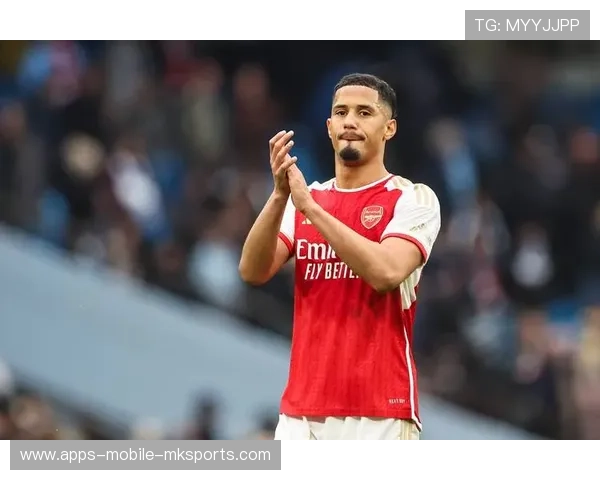 阿森纳依赖精准配合打出优势,基维奥尔稳稳守住后场