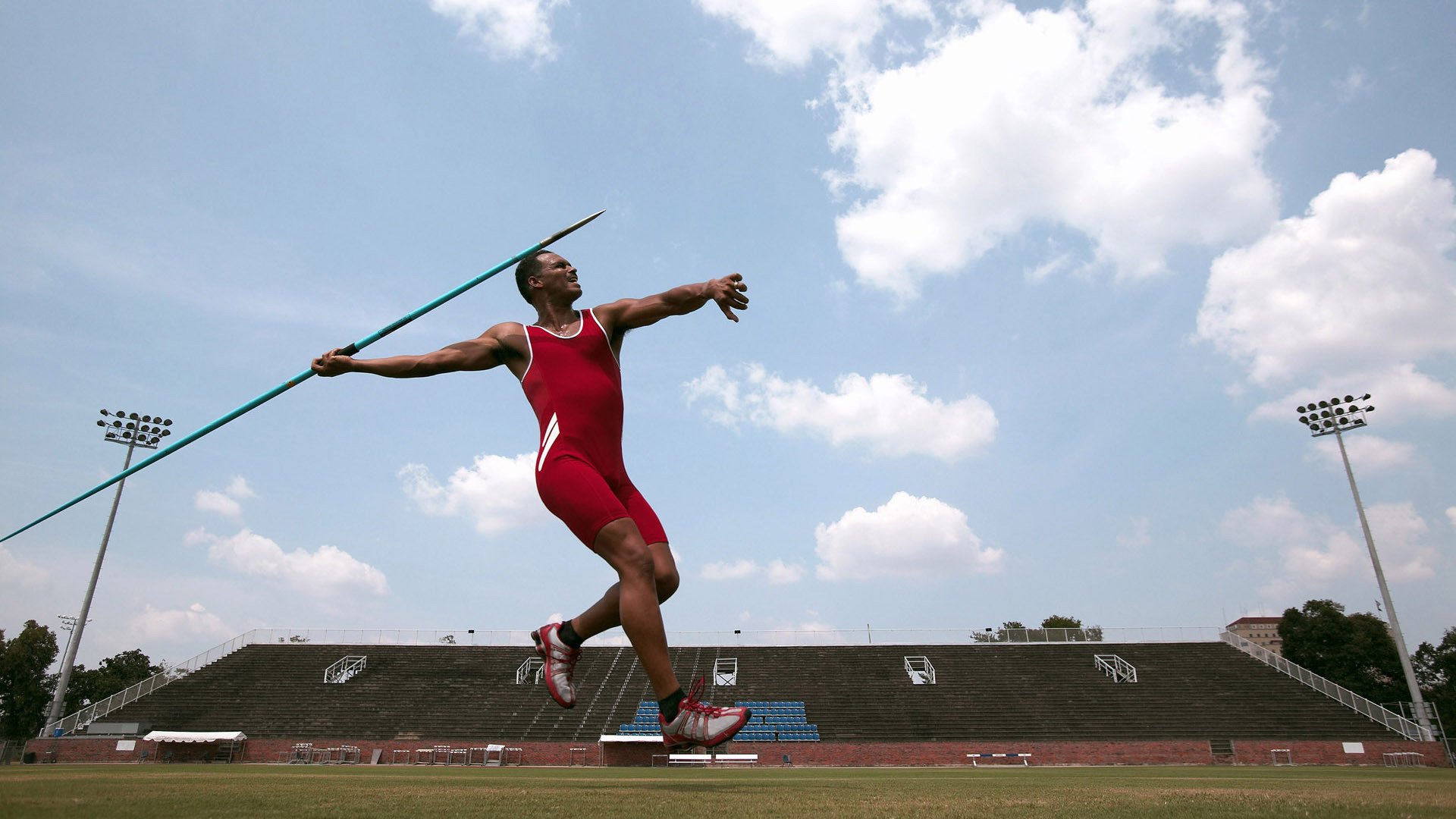 动作规范性与世界顶尖水平同步提升,动作规范到位